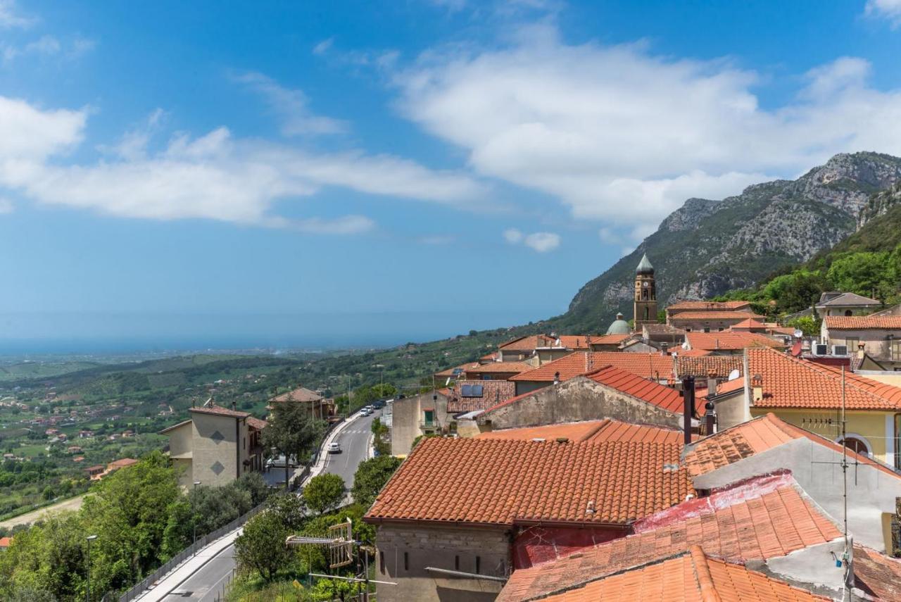 Casa Vacanza Rosy Di Guida Rosy Giungano Eksteriør bilde
